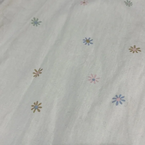 Flower pattern blouse - Picture 3 of 4